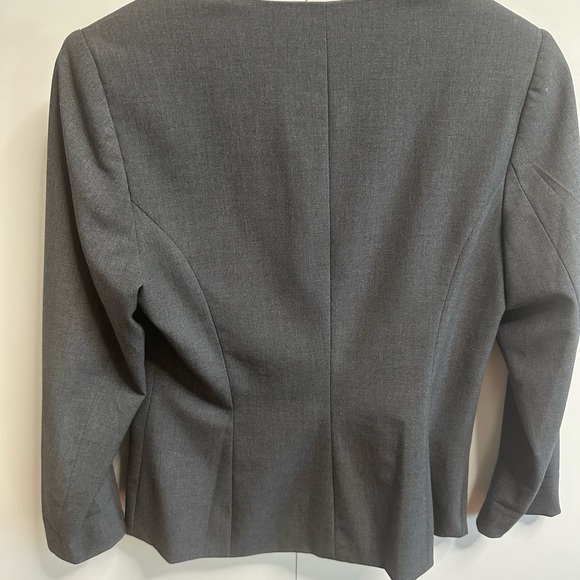 Kensie Charcoal Blazer - Picture 4 of 4